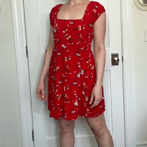 American Eagle Red Cap Sleeve Mini Dress - Picture 3 of 10